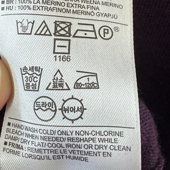 Purple Gap XL V-neck Sweater 100% Merino Wool - Picture 7 of 7